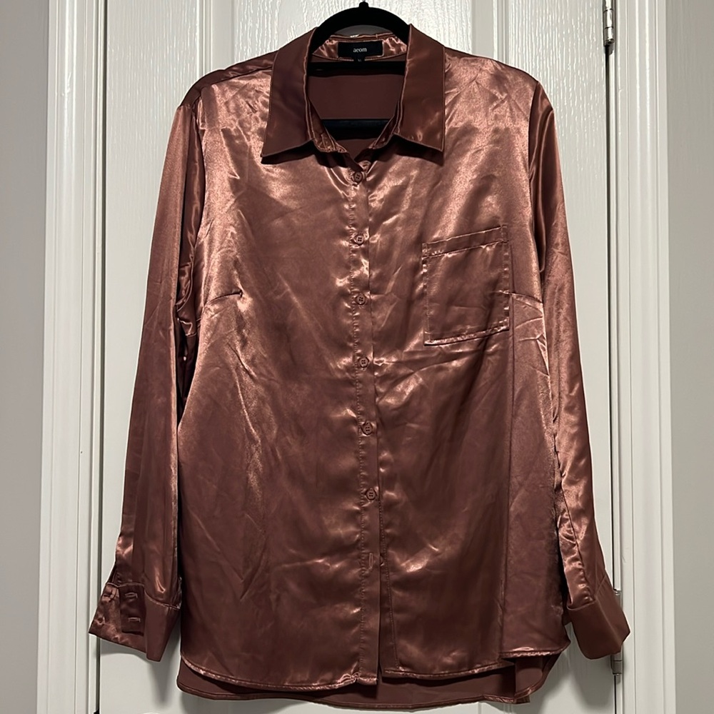 Satin mauve button down sz XL
